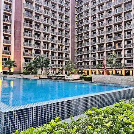 Monarch Park Suites Ws